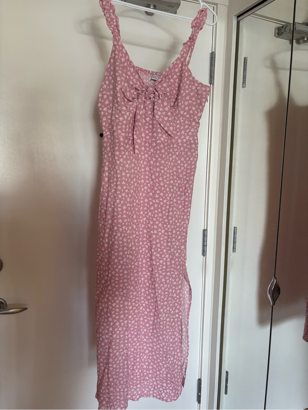 Suzy Shier Pink Floral Tie-Front Midi Dress